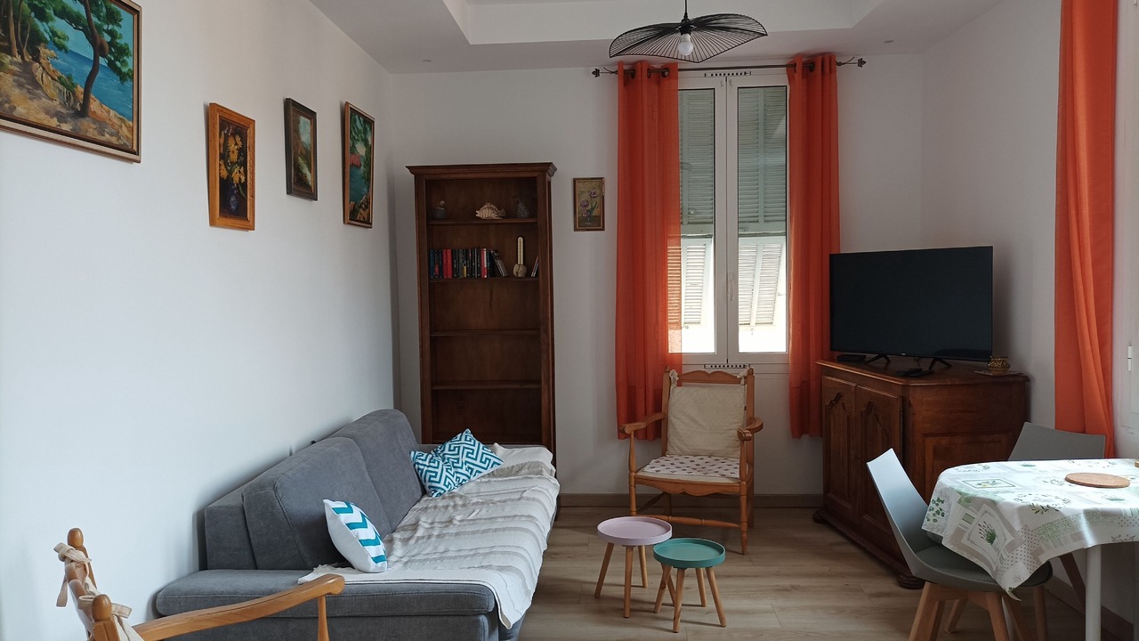 Photo of Livingroom in Old Town