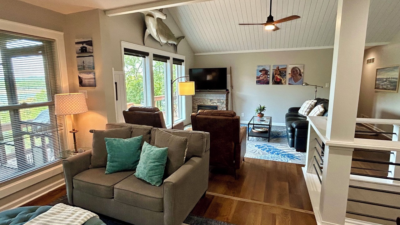 Photo of Livingroom in Lakeview