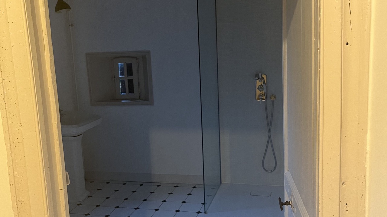 Photo of Bathroom in Moyaux