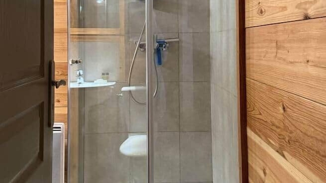 Photo of Bathroom in Cauterets