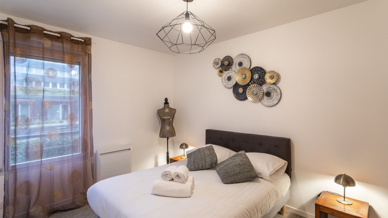 Photo of Bedroom in Alphonse Guerin