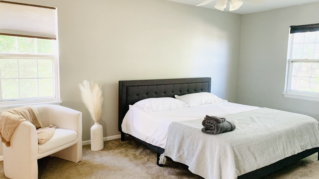Photo of Bedroom in Naperville