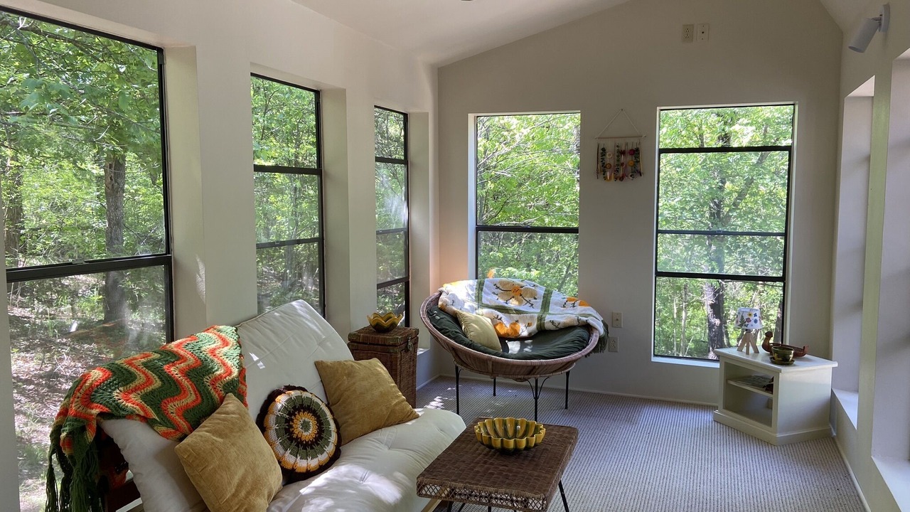Photo of Livingroom in Berryville