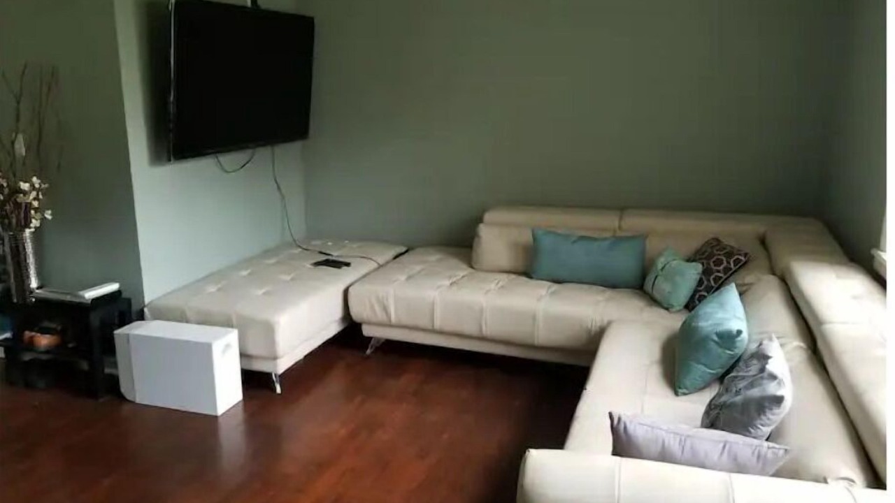 Photo of Livingroom in Murray Hill