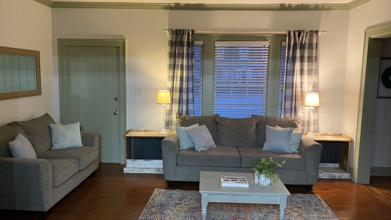 Photo of Livingroom in Dalton