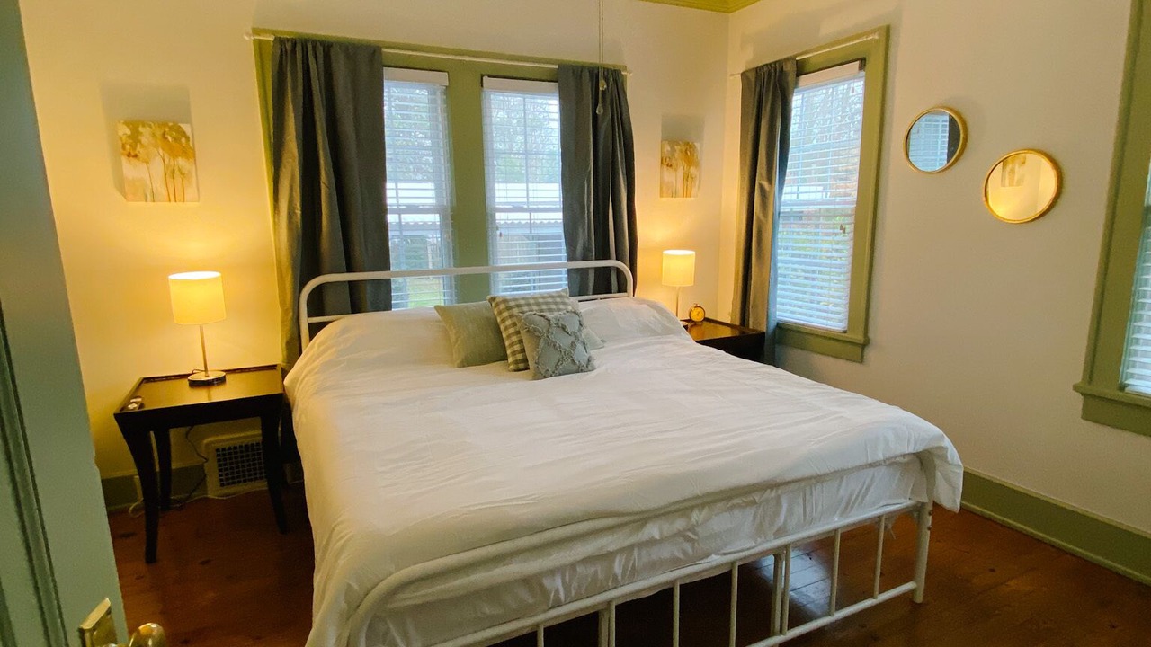 Photo of Bedroom in Dalton