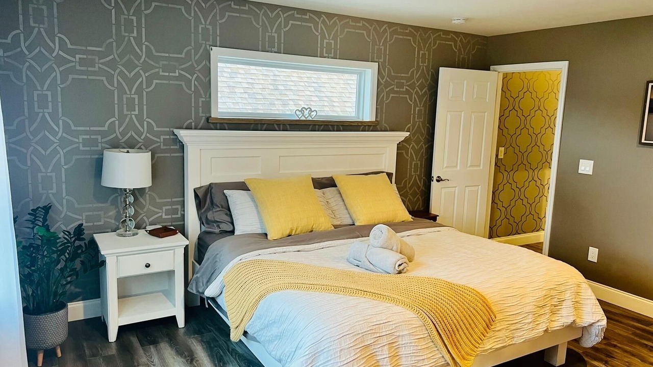 Photo of Bedroom in Troy