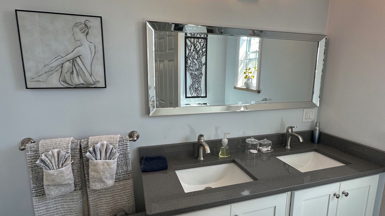 Photo of Bathroom in Troy