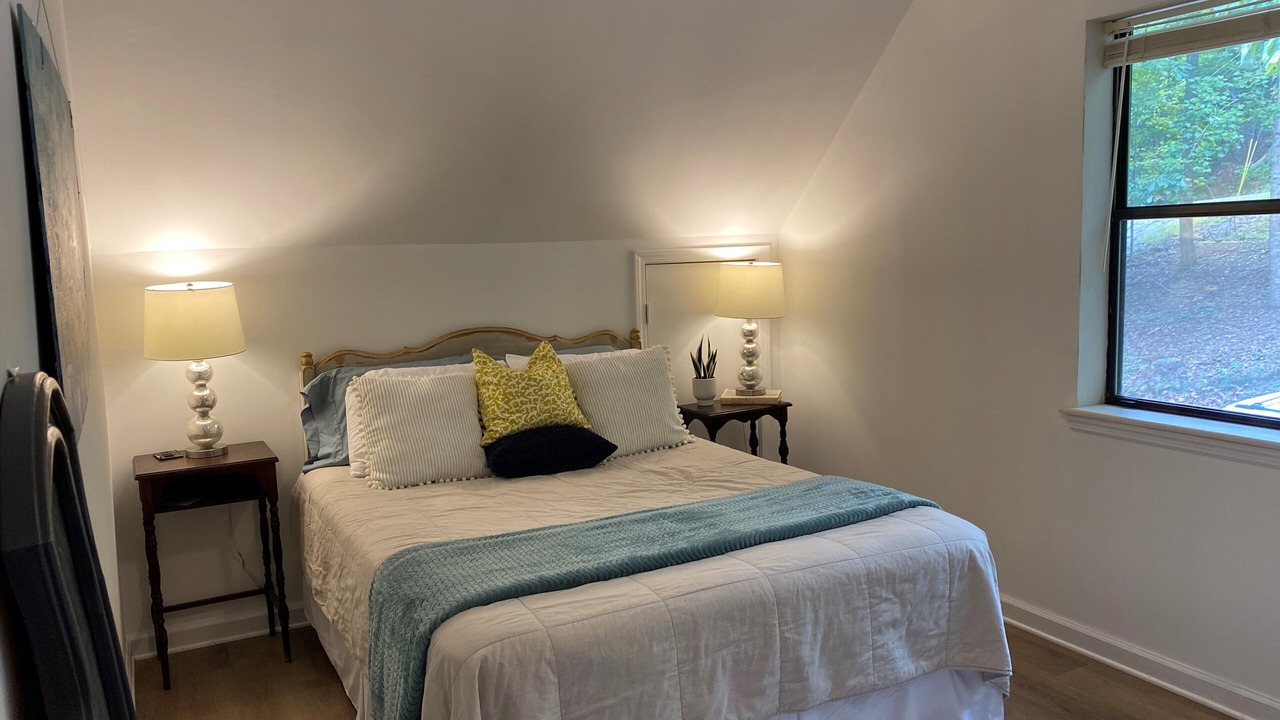 Photo of Bedroom in Ashville