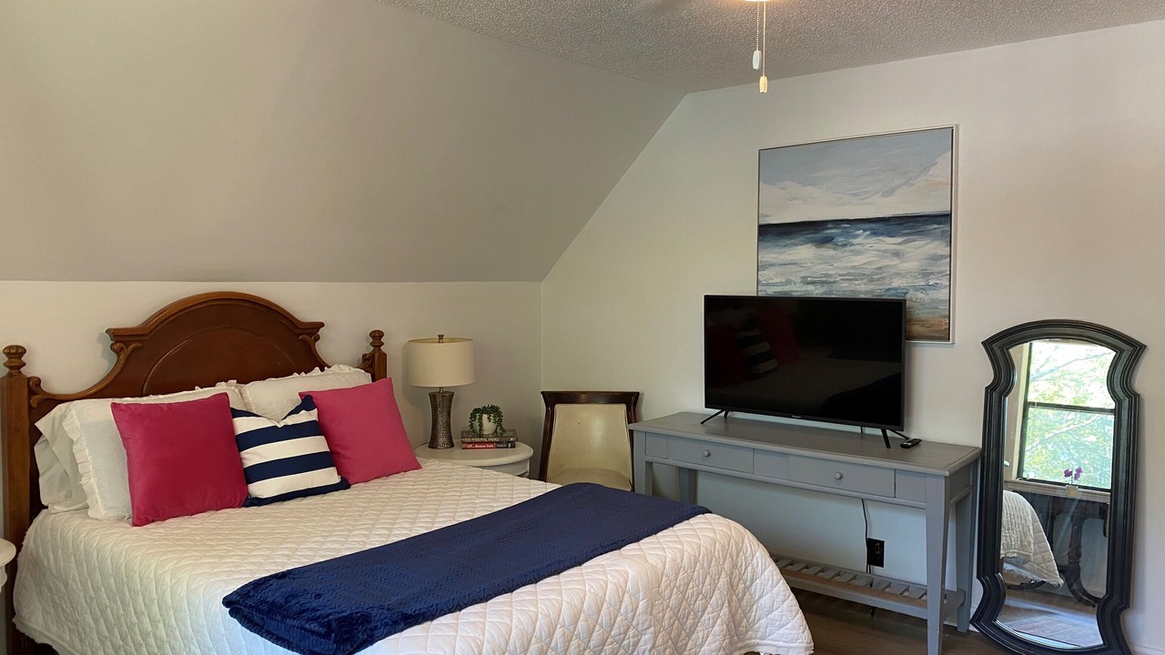 Photo of Bedroom in Ashville