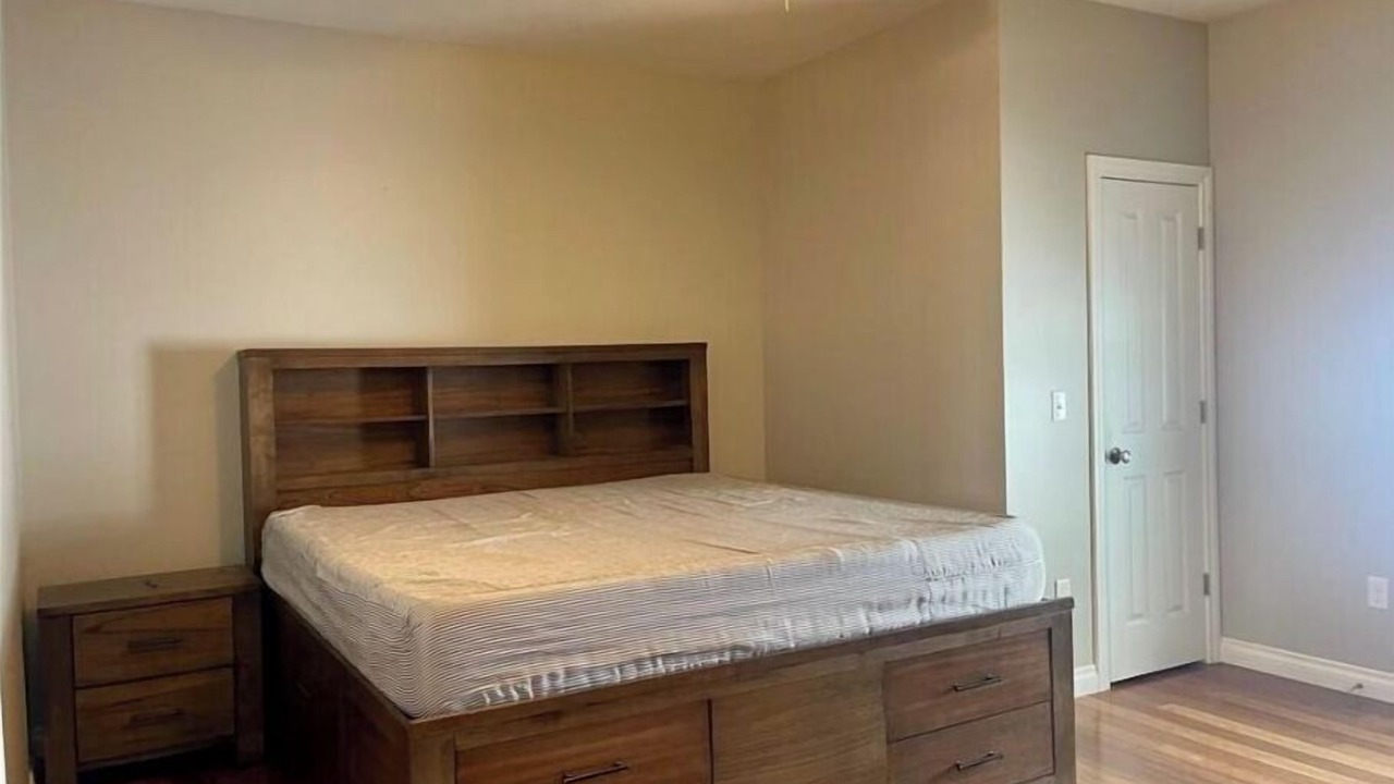 Photo of Bedroom in Clayville