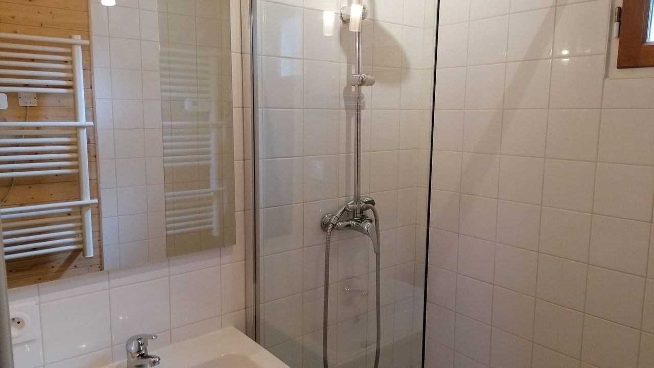 Photo of Bathroom in Saint-Vincent-de-Durfort