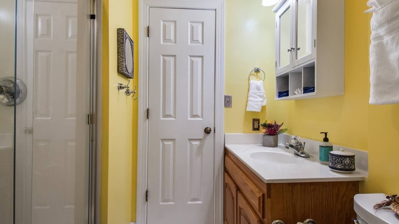 Photo of Bathroom in Hanahan