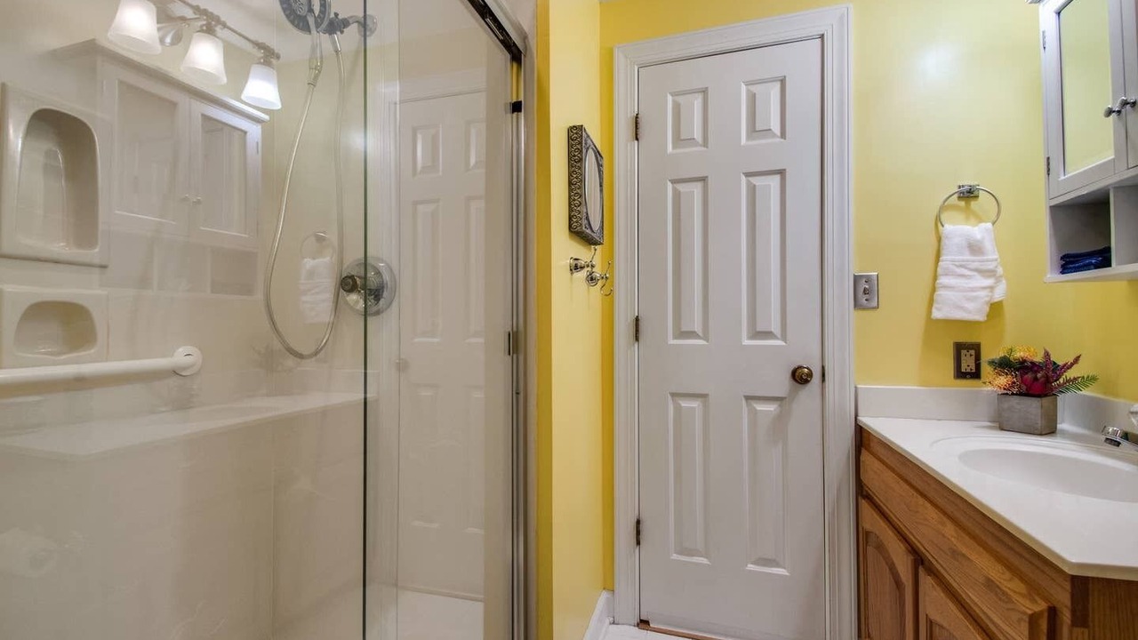 Photo of Bathroom in Hanahan