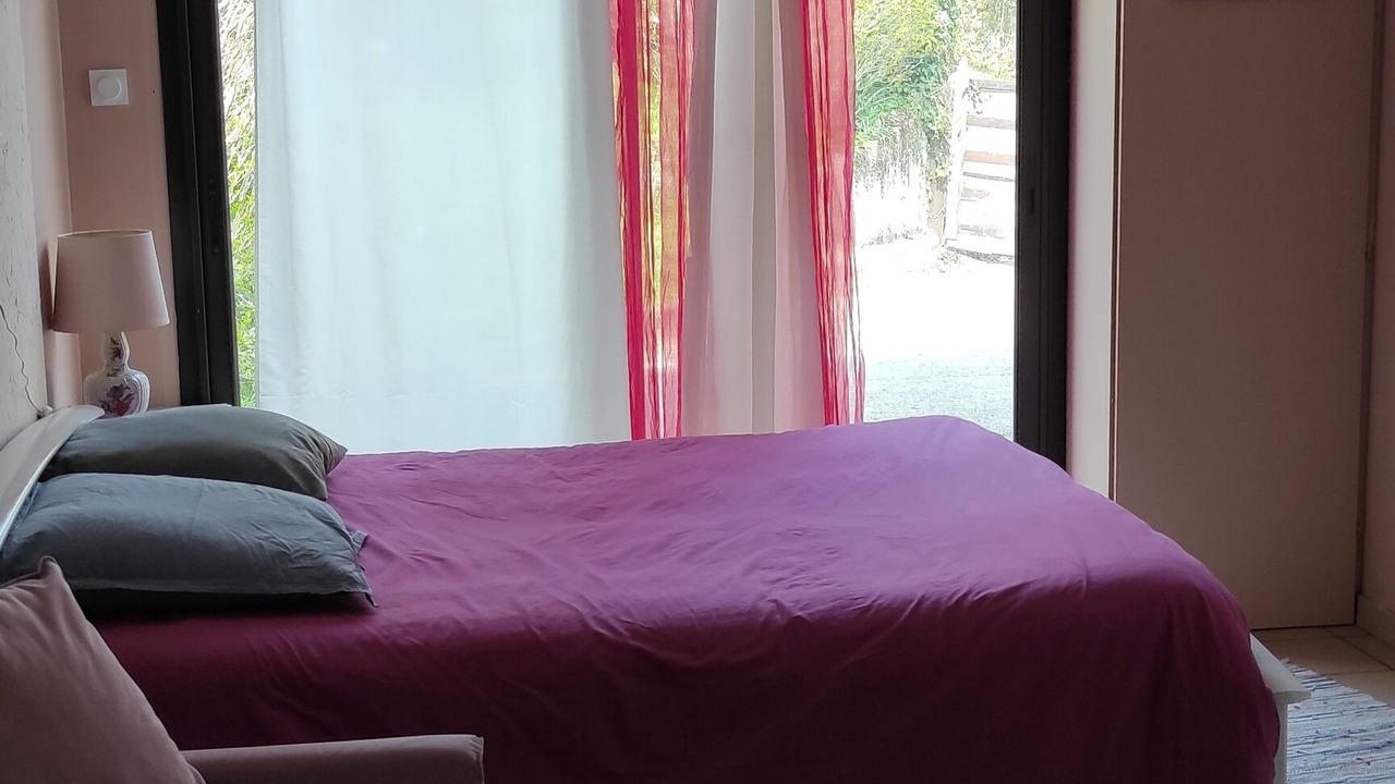 Photo of Bedroom in Aspet