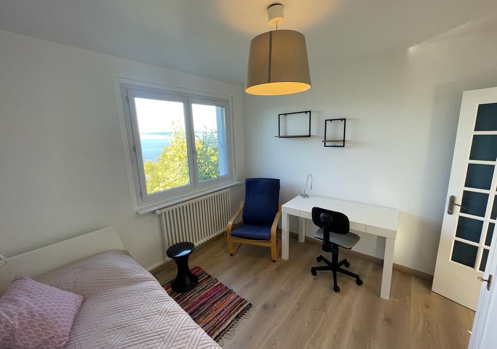 Photo of Bedroom in Evian-les-Bains