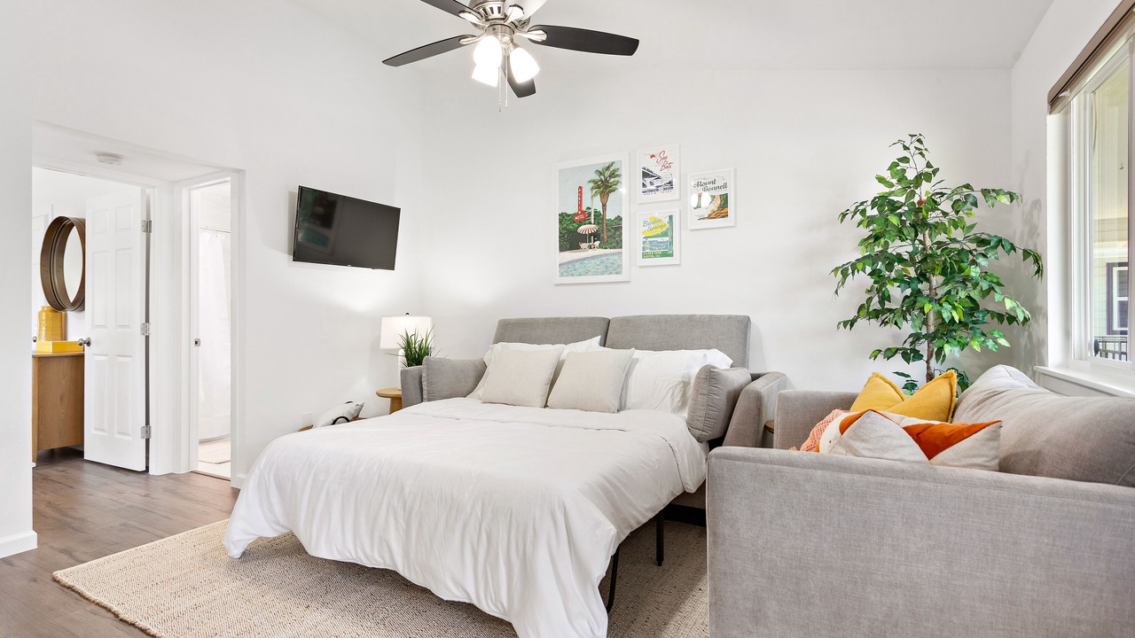 Photo of Bedroom in North University