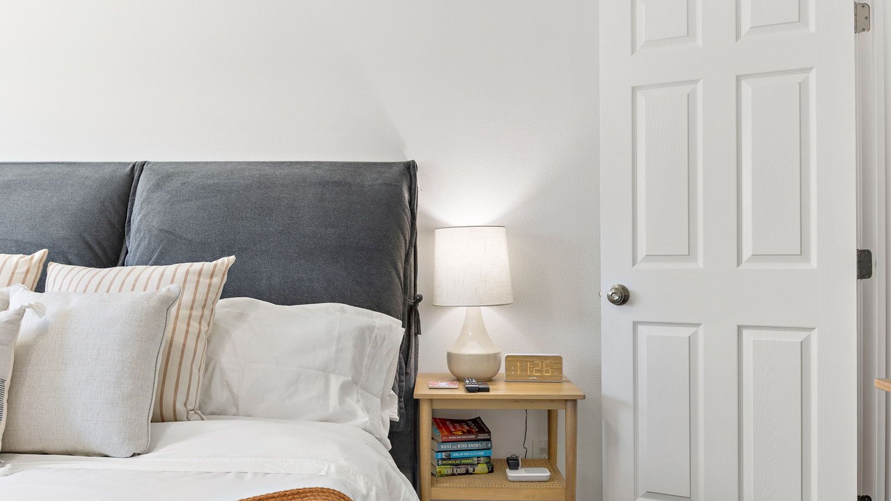 Photo of Bedroom in North University