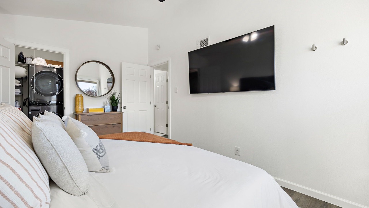 Photo of Bedroom in North University