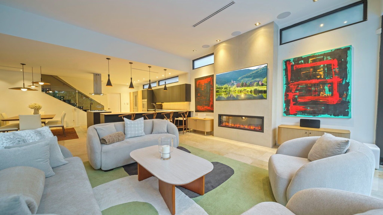 Photo of Livingroom in Houston