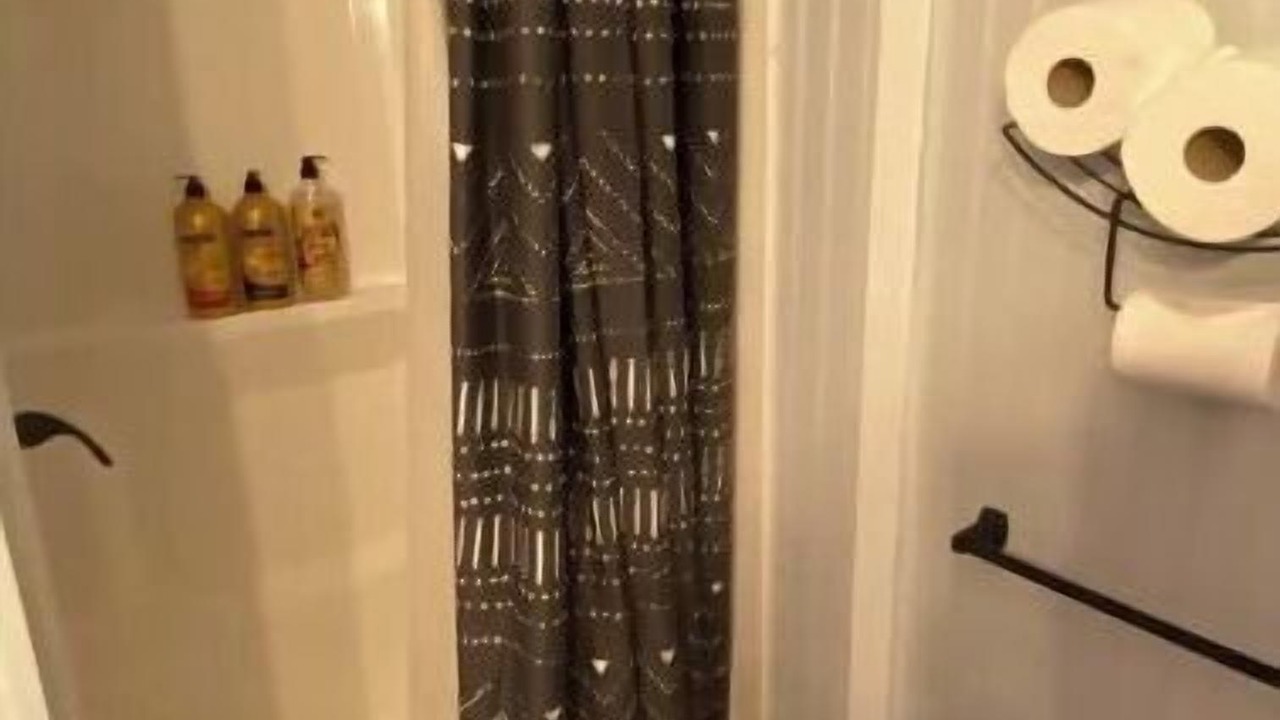 Photo of Bathroom in Bowling Green