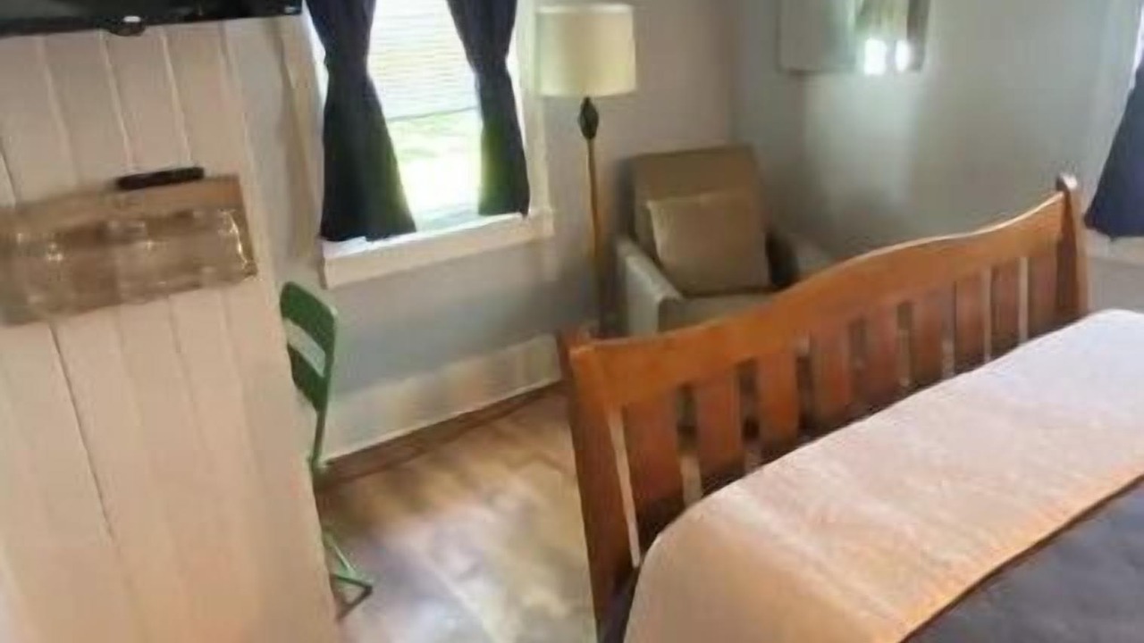 Photo of Bedroom in Bowling Green