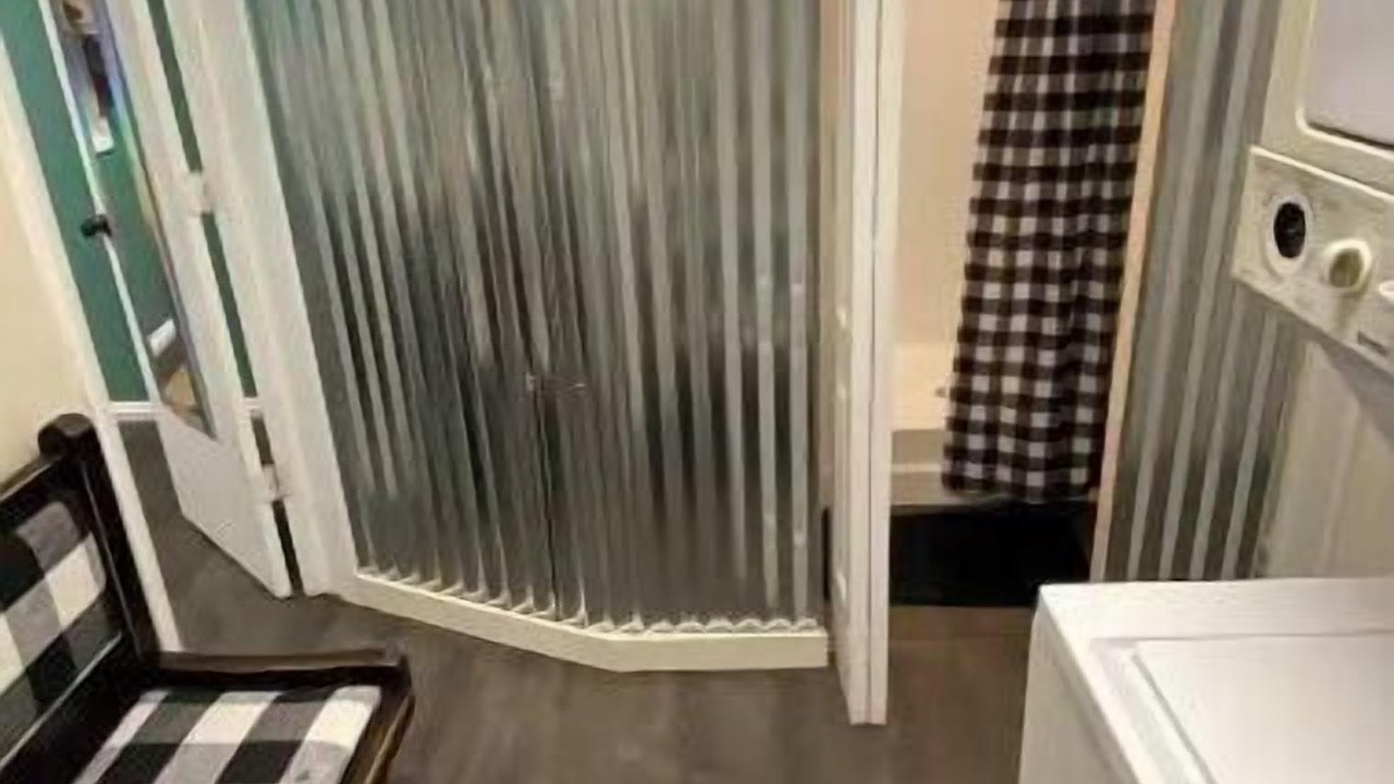 Photo of Others in Bowling Green