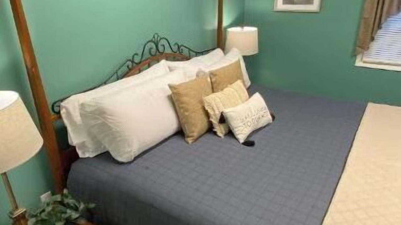 Photo of Bedroom in Bowling Green