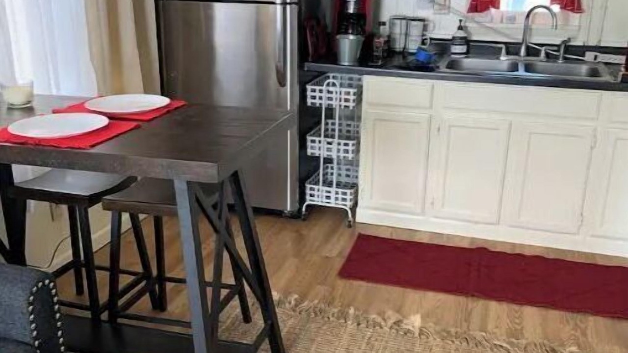 Photo of Kitchen in Bowling Green