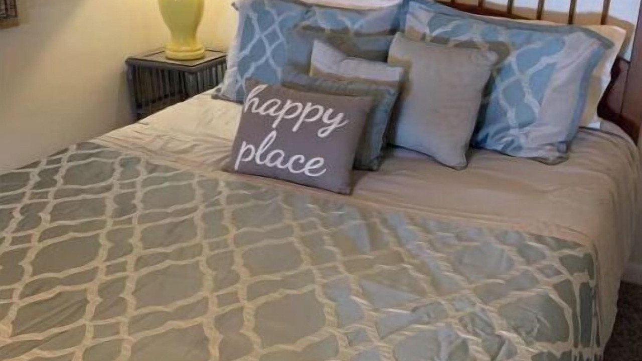 Photo of Bedroom in Bowling Green