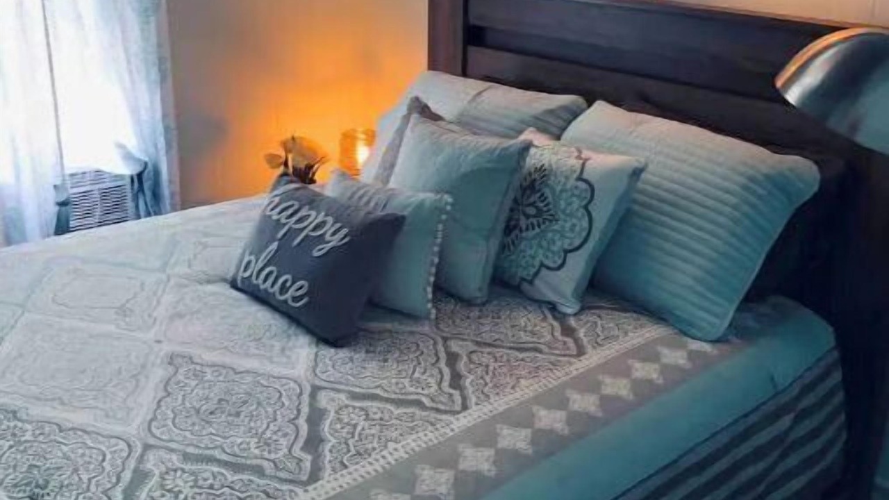 Photo of Bedroom in Bowling Green