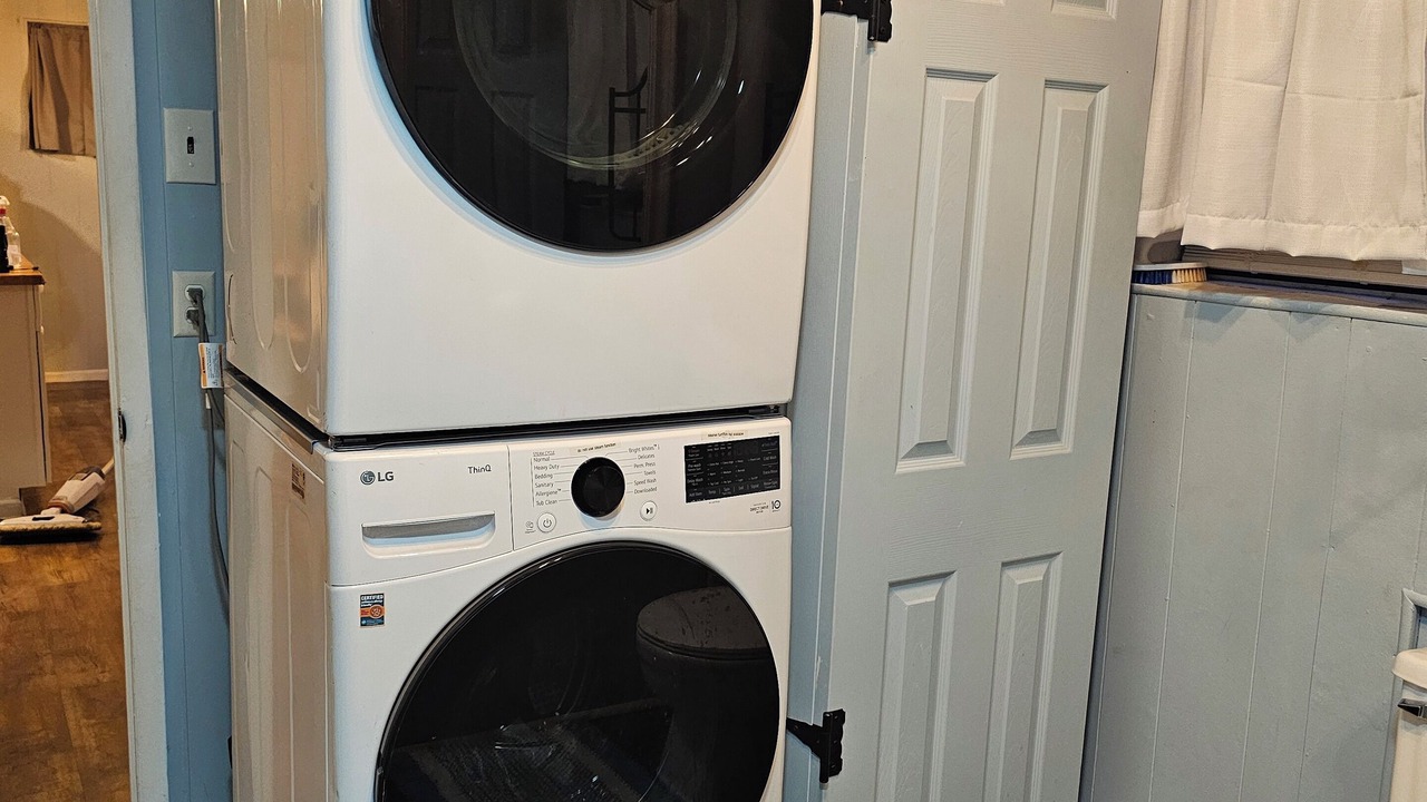 Photo of Bathroom in Bowling Green
