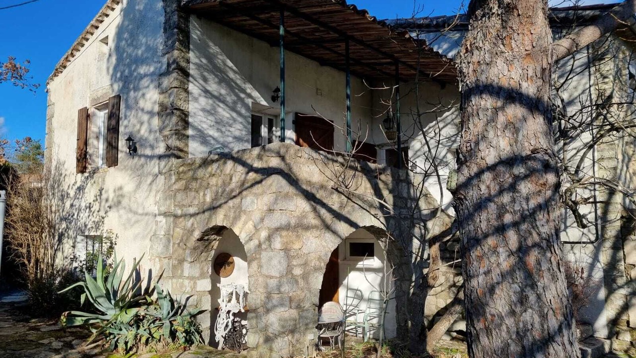 Photo of Outdoor in Grospierres