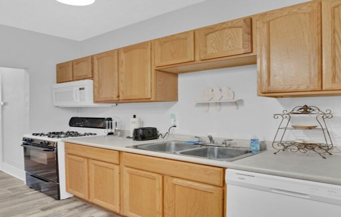 Photo of Kitchen in Highland Historic District