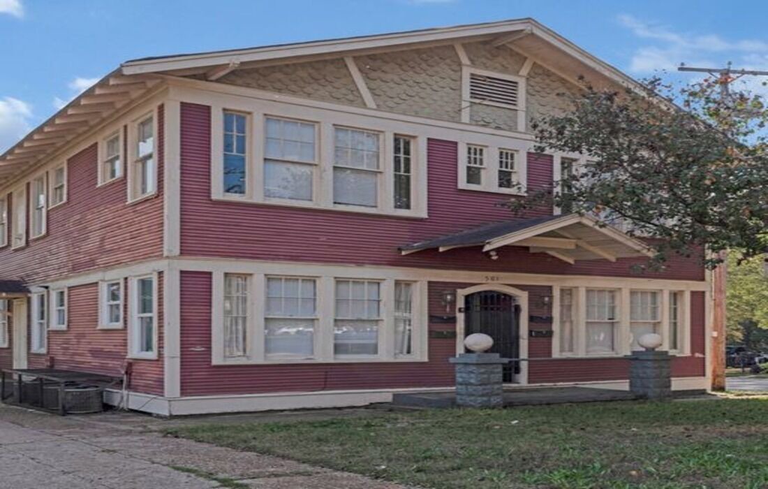 Photo of Outdoor in Highland Historic District