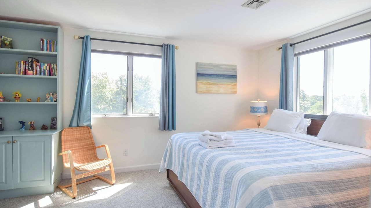 Photo of Bedroom in East Orleans