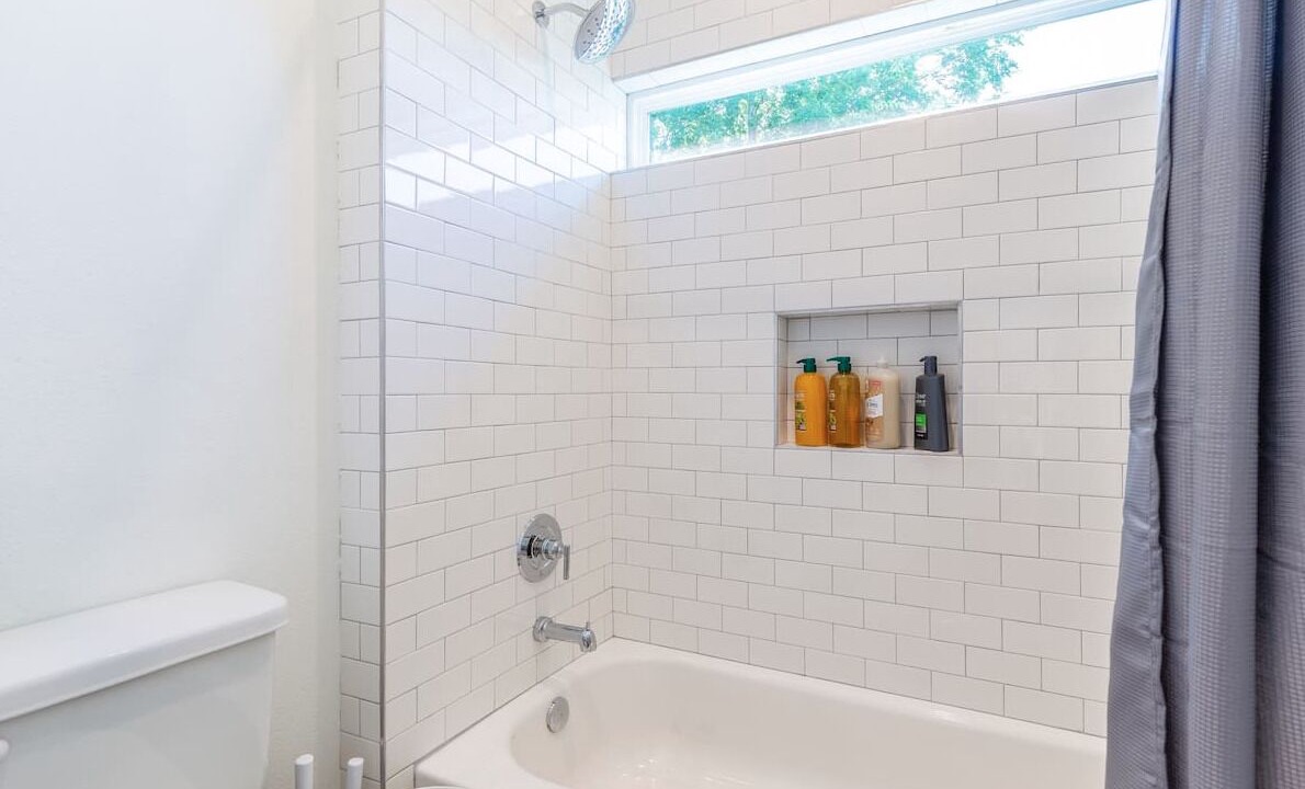 Photo of Bathroom in Lawndale/ Wayside