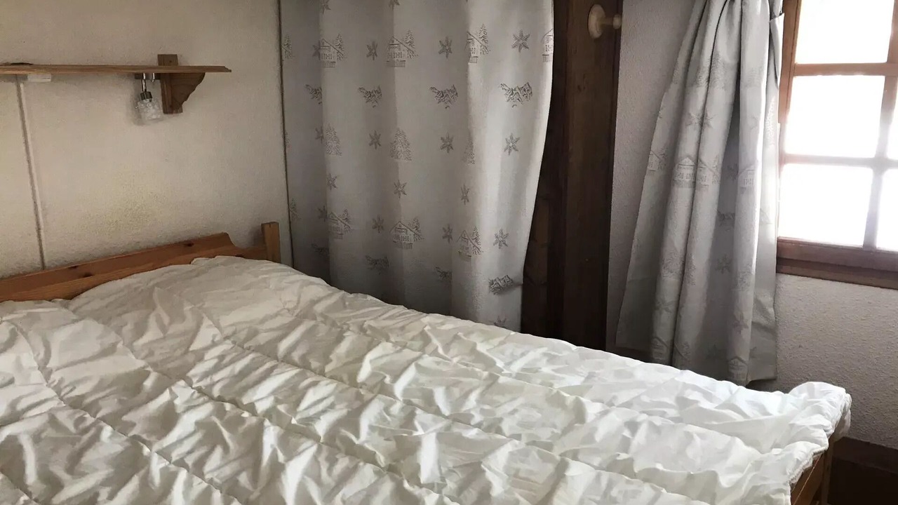 Photo of Bedroom in Demi-Quartier