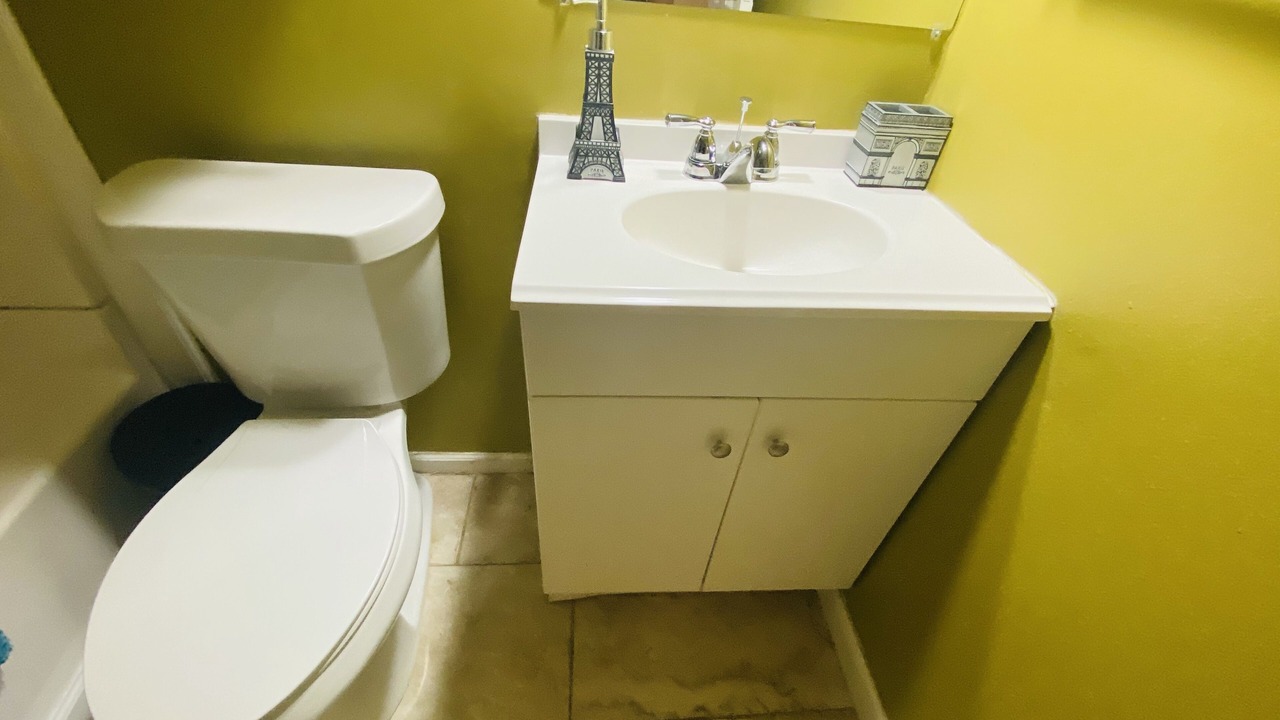 Photo of Bathroom in Morrow