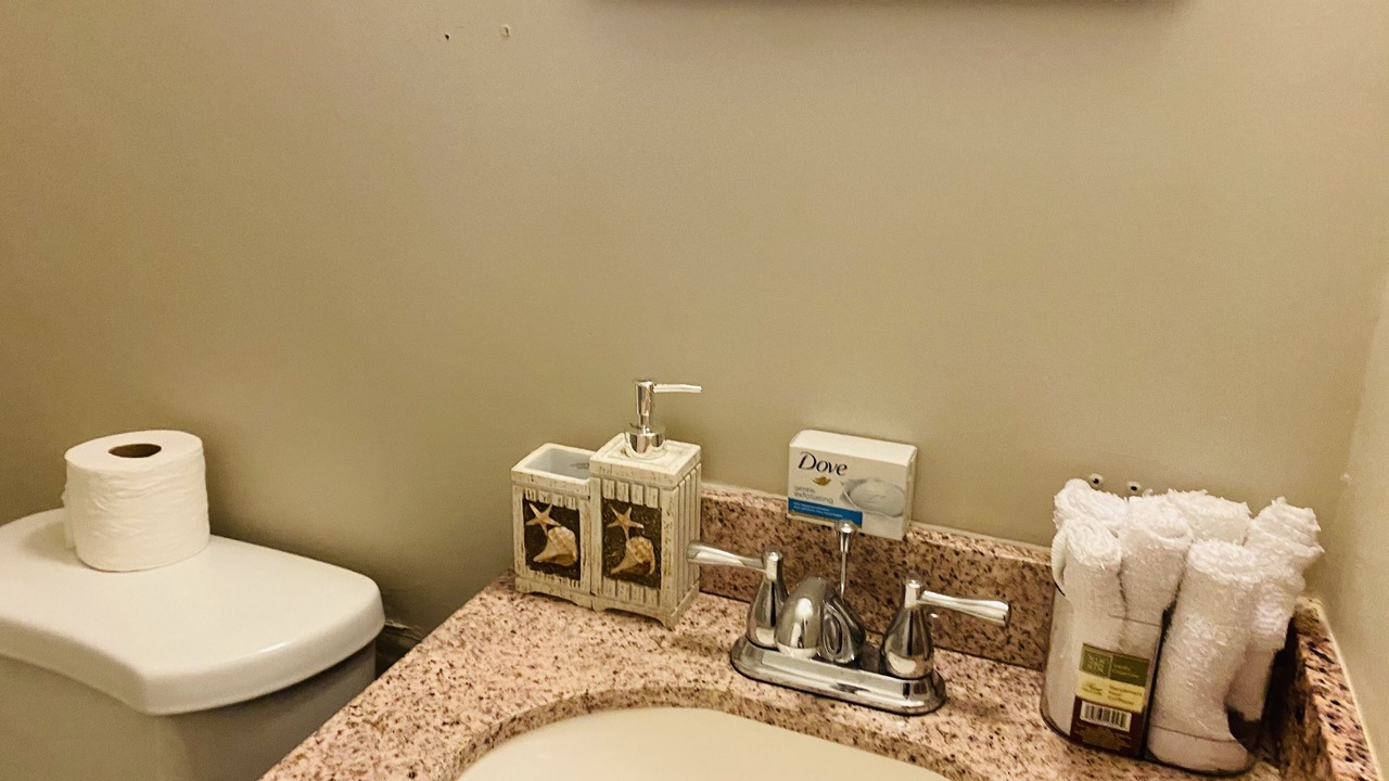 Photo of Bathroom in Morrow