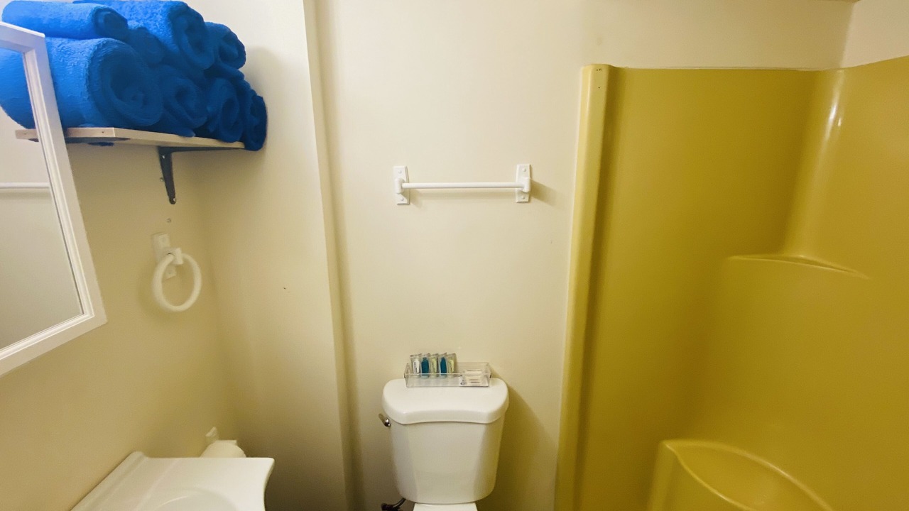 Photo of Bathroom in Morrow