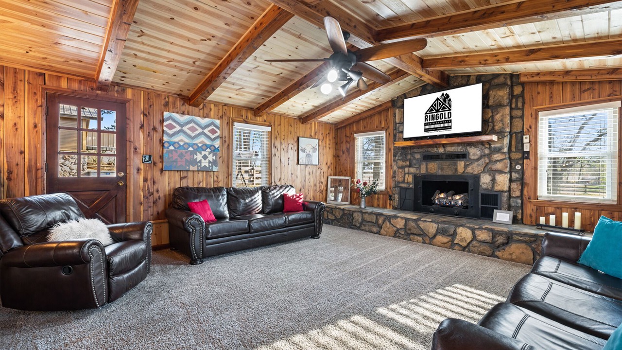 Photo of Livingroom in Ringold