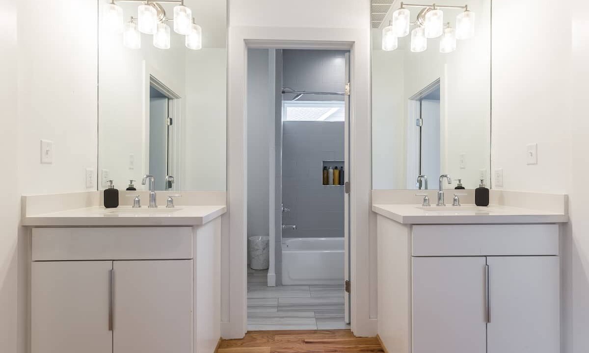 Photo of Bathroom in Greater East End