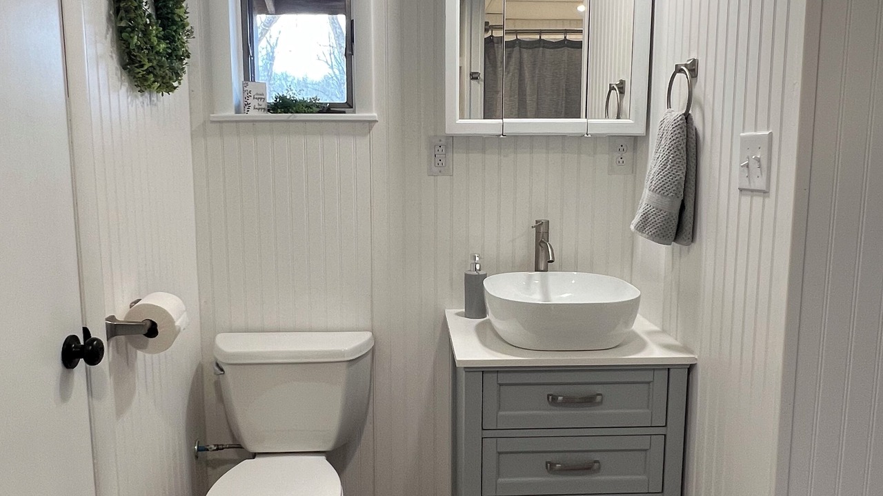 Photo of Bathroom in Lawrenceville