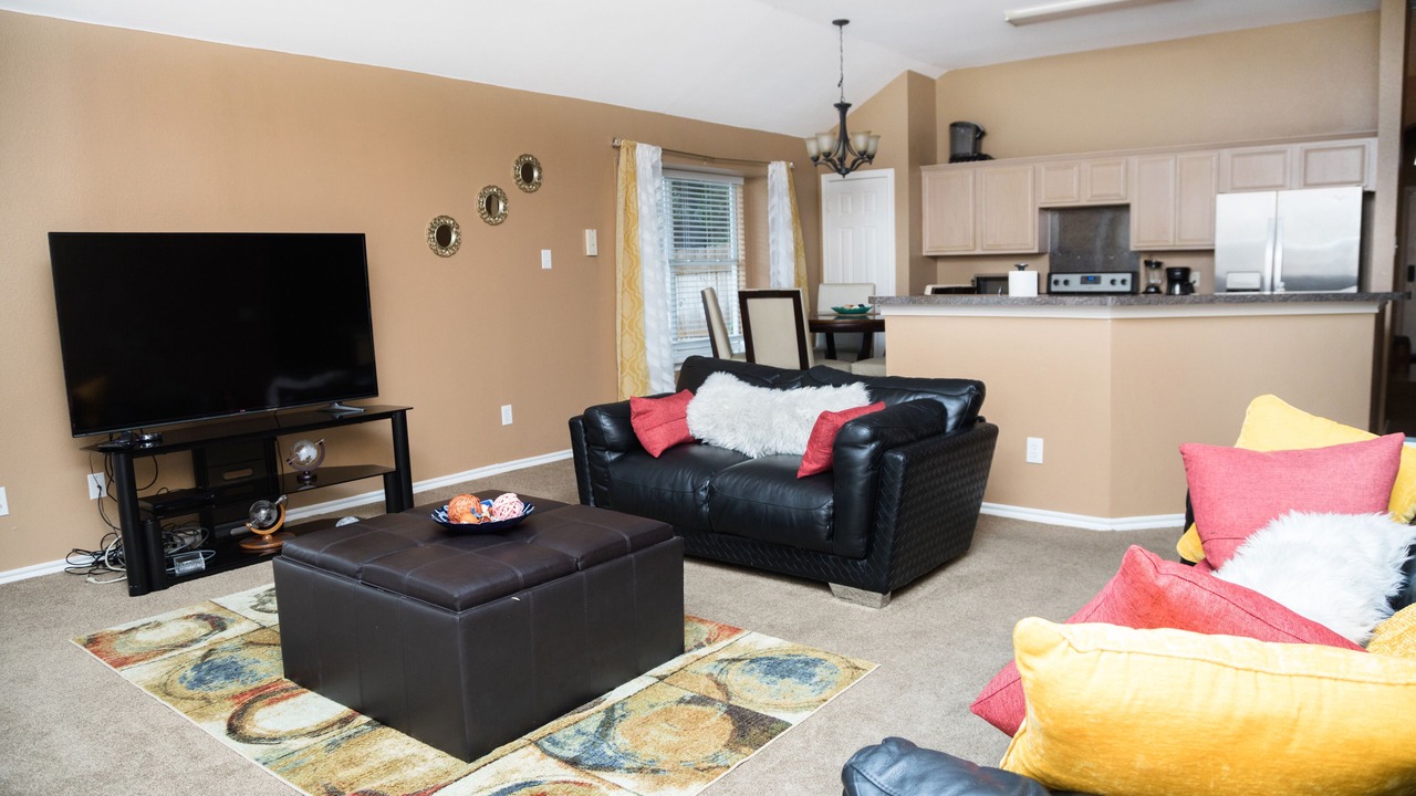 Photo of Livingroom in Southeast Arlington