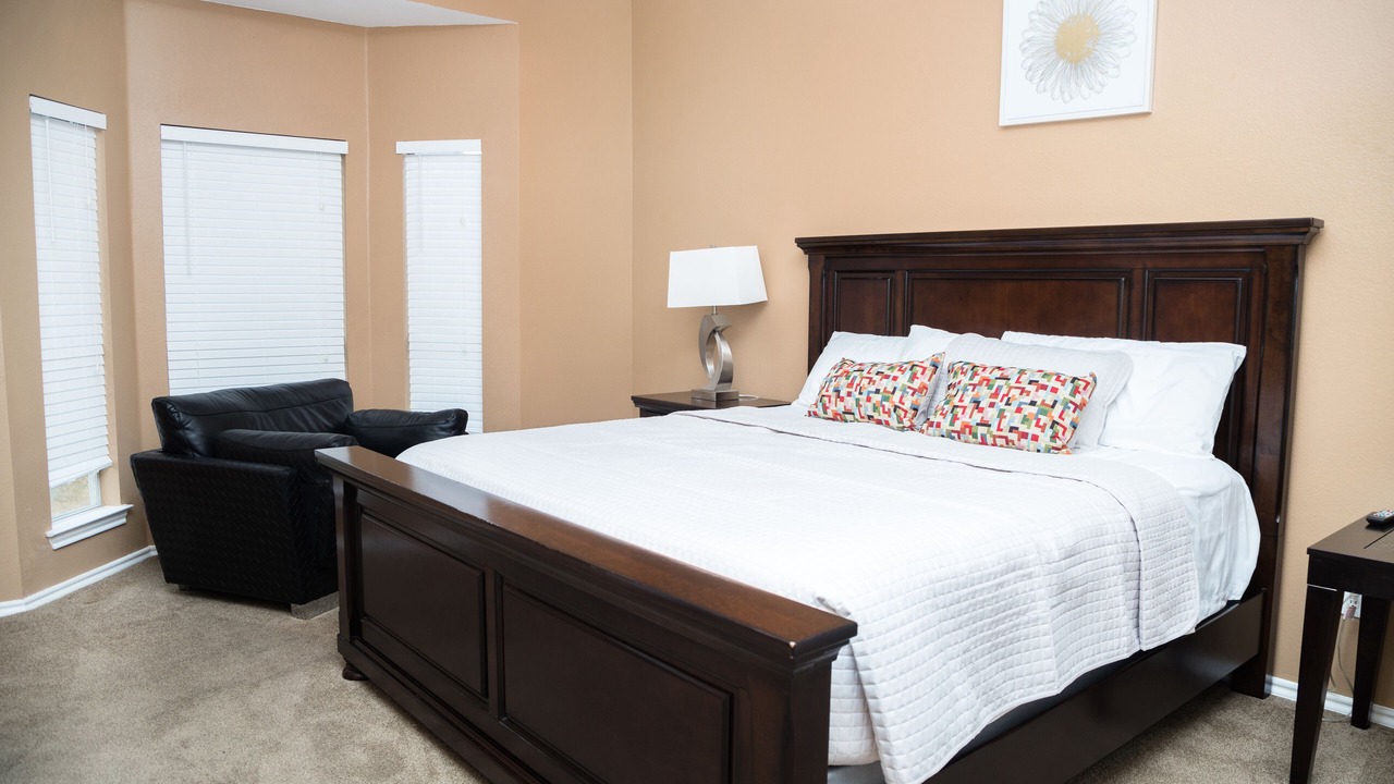 Photo of Bedroom in Southeast Arlington