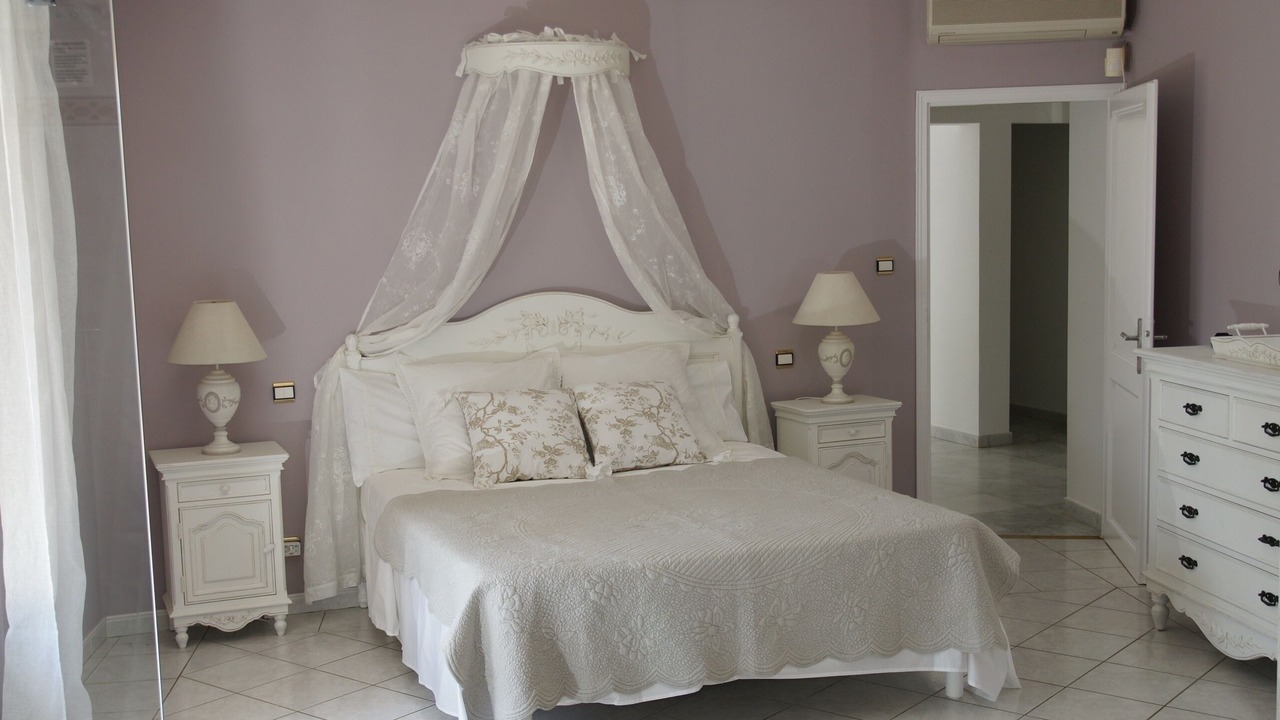 Photo of Bedroom in Connaux