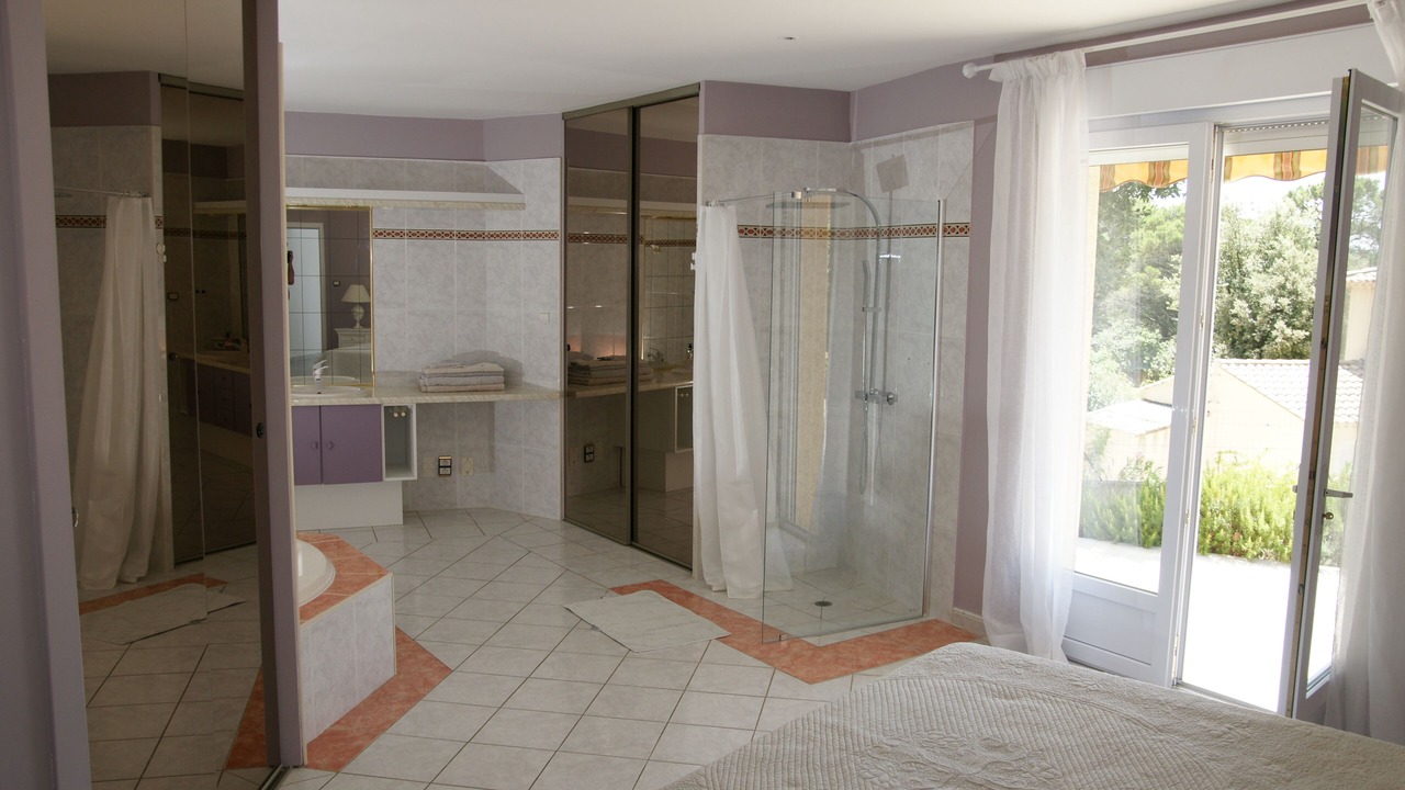 Photo of Bedroom in Connaux