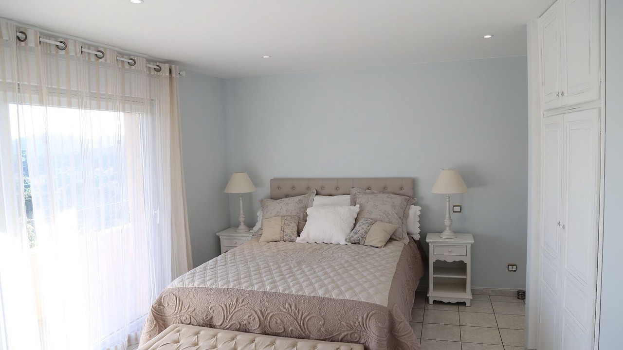 Photo of Bedroom in Connaux