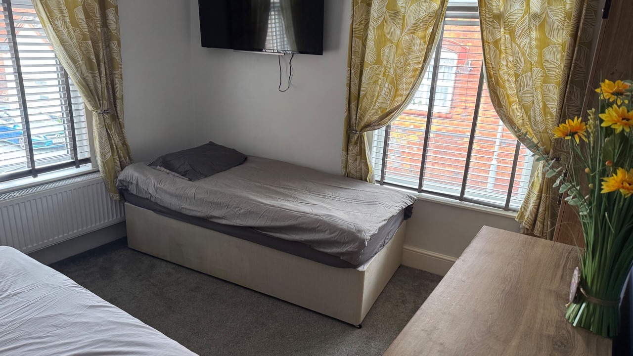 Photo of Others in Stoke-on-Trent